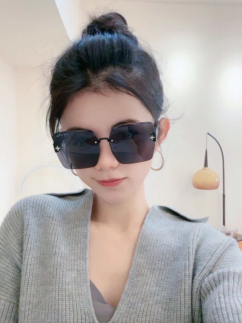 SQUARE SUNGLASSES L5970 IN BLACK ACETATE
