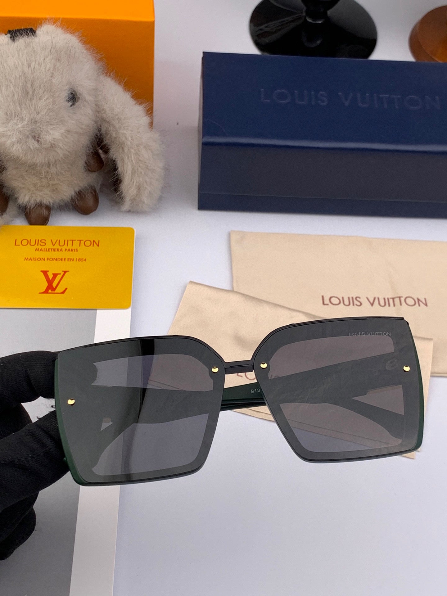 SQUARE SUNGLASSES L822 IN ACETATE
