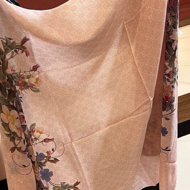 GUCCI 25S SCARF 200 IN CASHMERE 733885