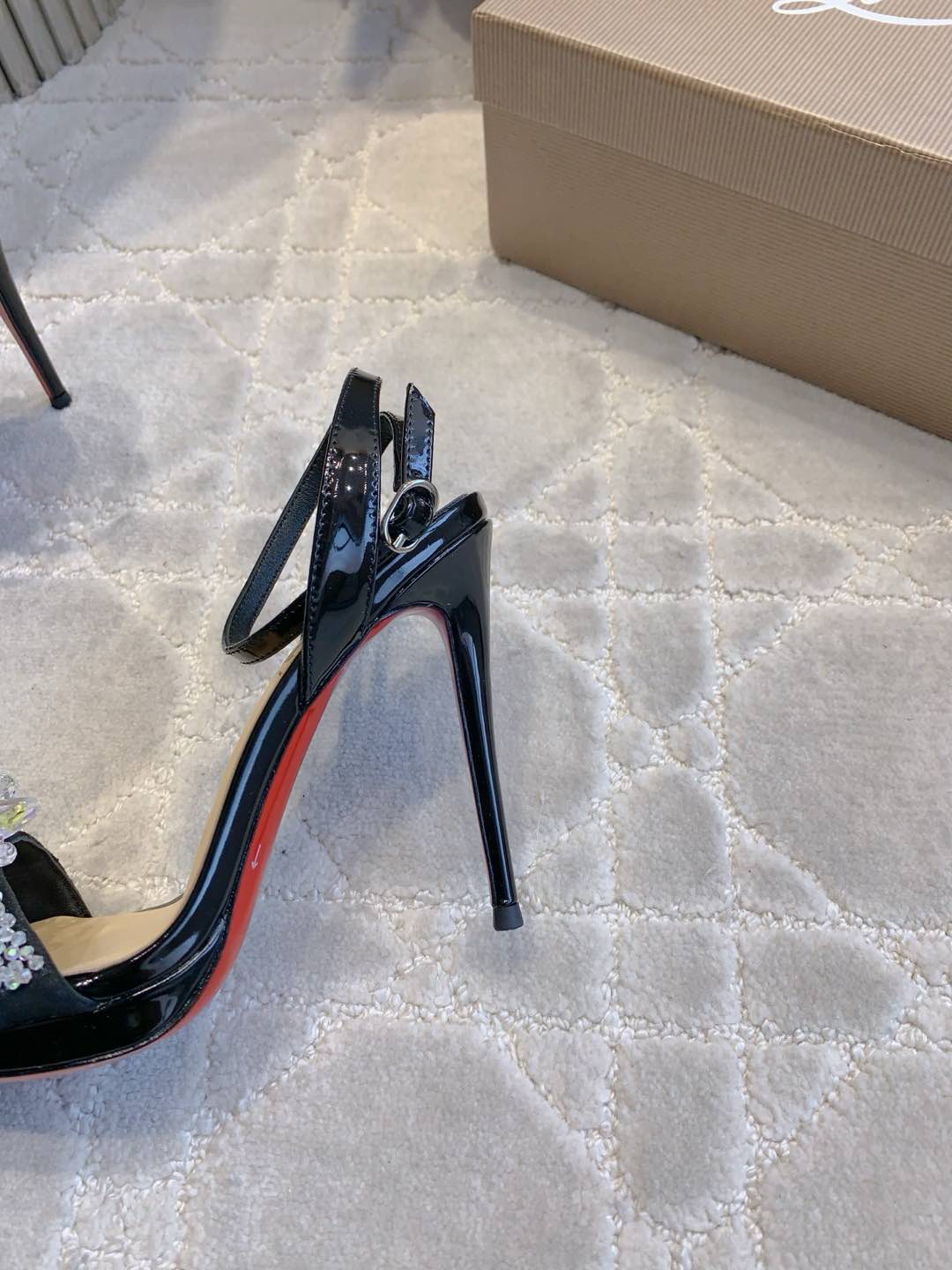 CRYSTAL QUEEN SANDAL 100MM IN BLACK CALFSKIN EMBELLISHED CRYTAL