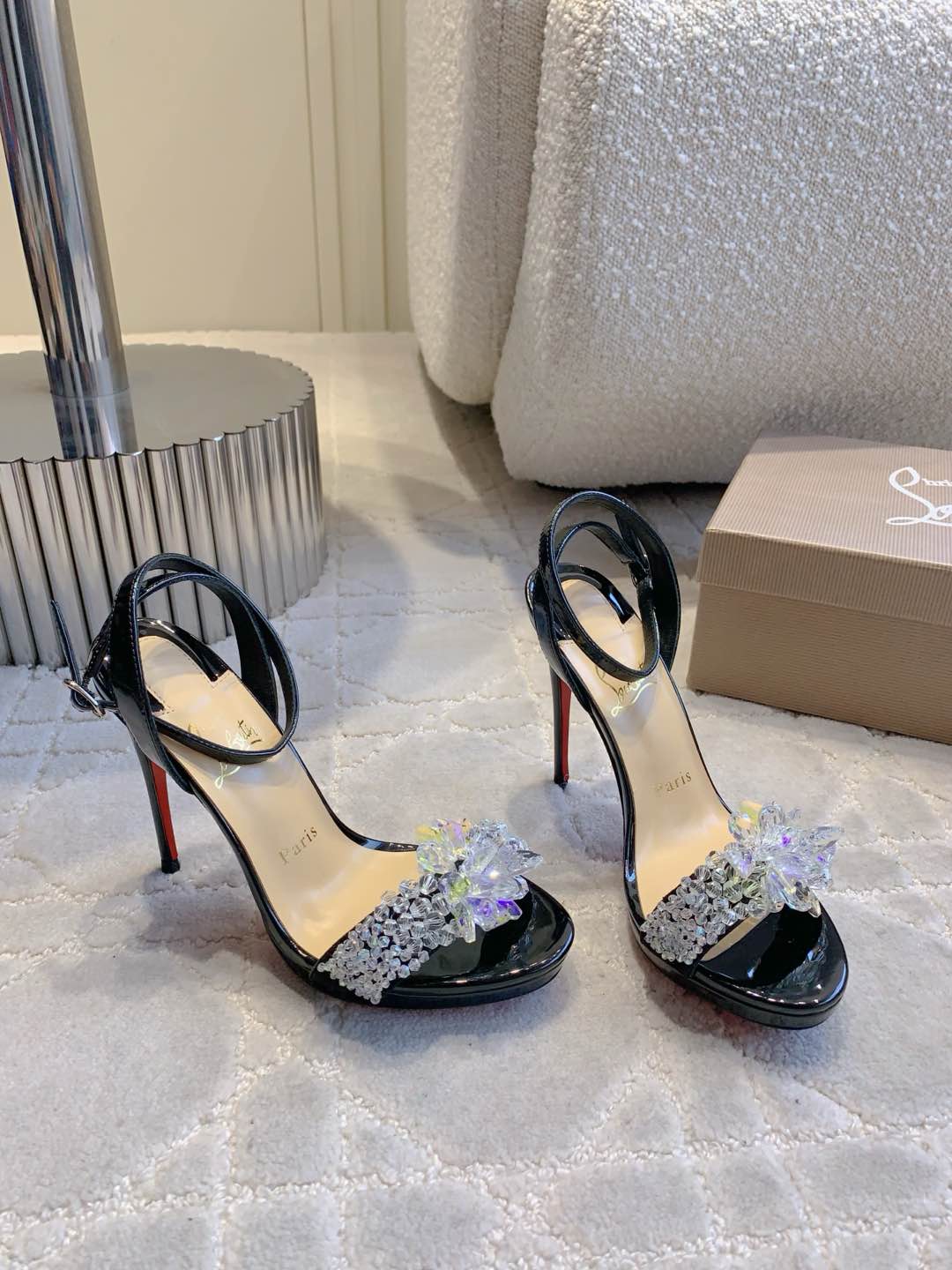CRYSTAL QUEEN SANDAL 100MM IN BLACK CALFSKIN EMBELLISHED CRYTAL