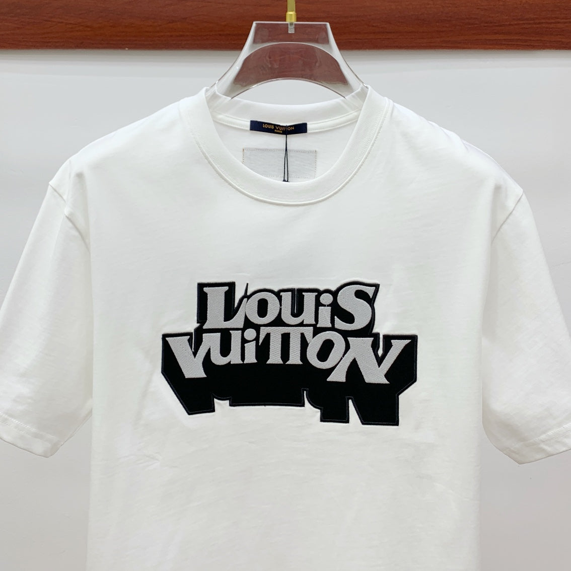 LV T-SHIRT EMBROIDERED LOGO IN WHITE COTTON 238878
