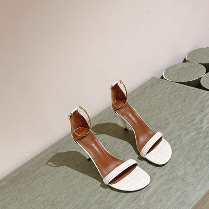 FENDI HIGH-HEELED 85 MM IN WHITE LAMBSKIN WITH GOLD HARDWARE