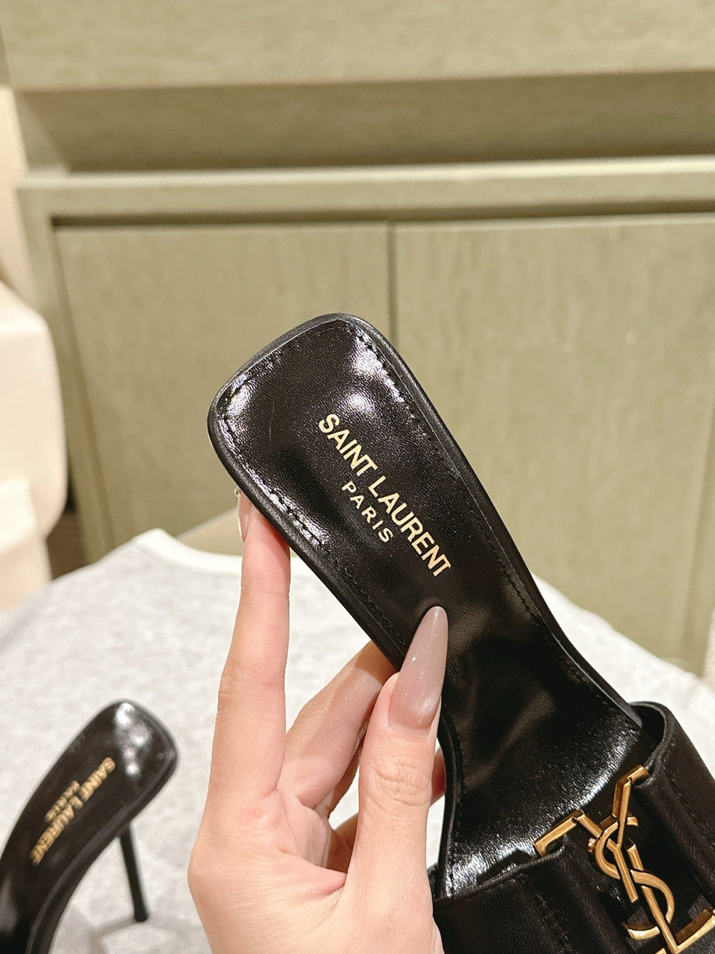 YSL 25S SQUARE-TOE HIGH-HEEL SANDALS 100 MM IN BLACK LAMBSKIN WITH GOLD HARDWARE