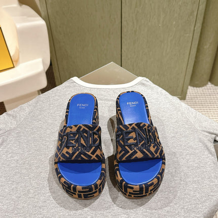 FENDI 26S PLATFORM SANDALS IN BROWN AND BLACK FABRIC STYLE 4