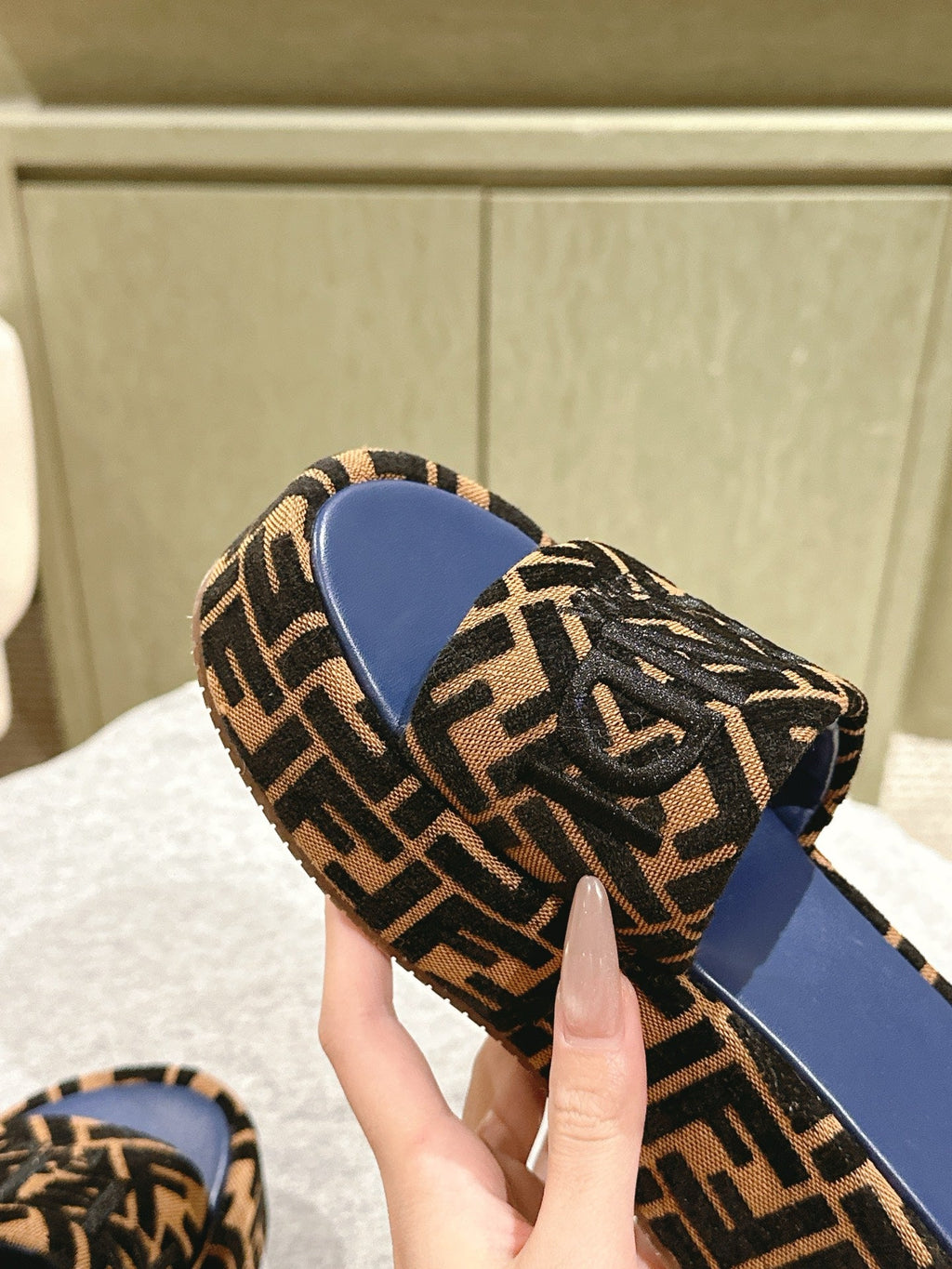 FENDI 26S PLATFORM SANDALS IN BROWN AND BLACK FABRIC