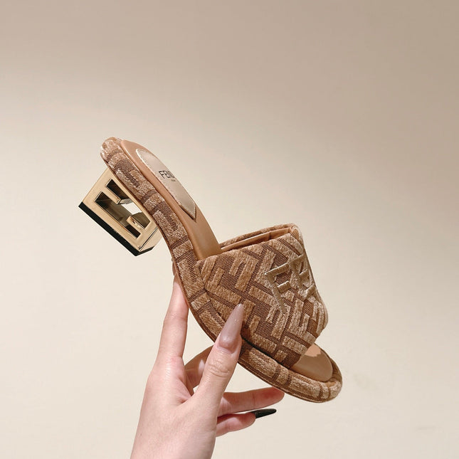 FENDI 26S HIGH SANDALS IN LIGHT BROWN FABRIC