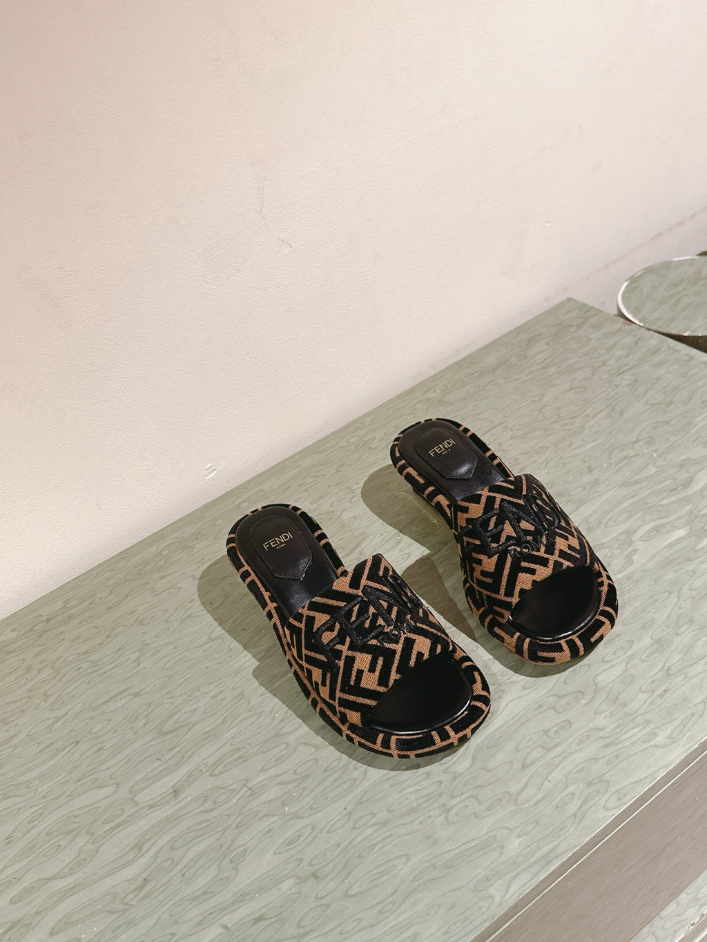 FENDI 26S HIGH SANDALS IN BROWN AND BLACK FABRIC STYLE 2