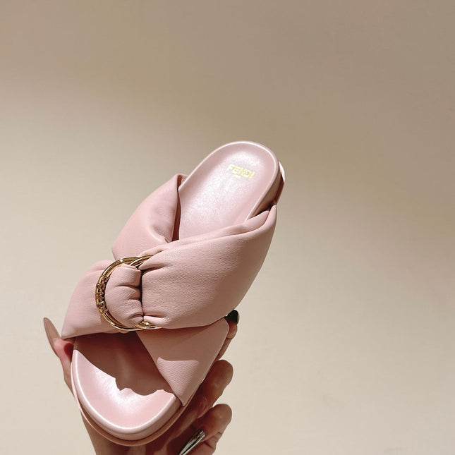 FENDI 26S WIDE CROSS-STRAP SANDALS IN LIGHT PINK LAMBSKIN
