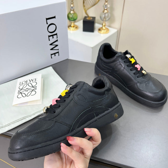 LOEWE 26S LOW TOP SNEAKERS IN BLACK CALFSKIN WITH CHARM LACES