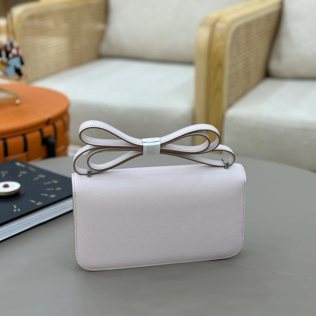 HM 25S CONSTANCE ELAN 24 CM IN ASH PINK-GREY EPSOM WITH SILVER HARDWARE