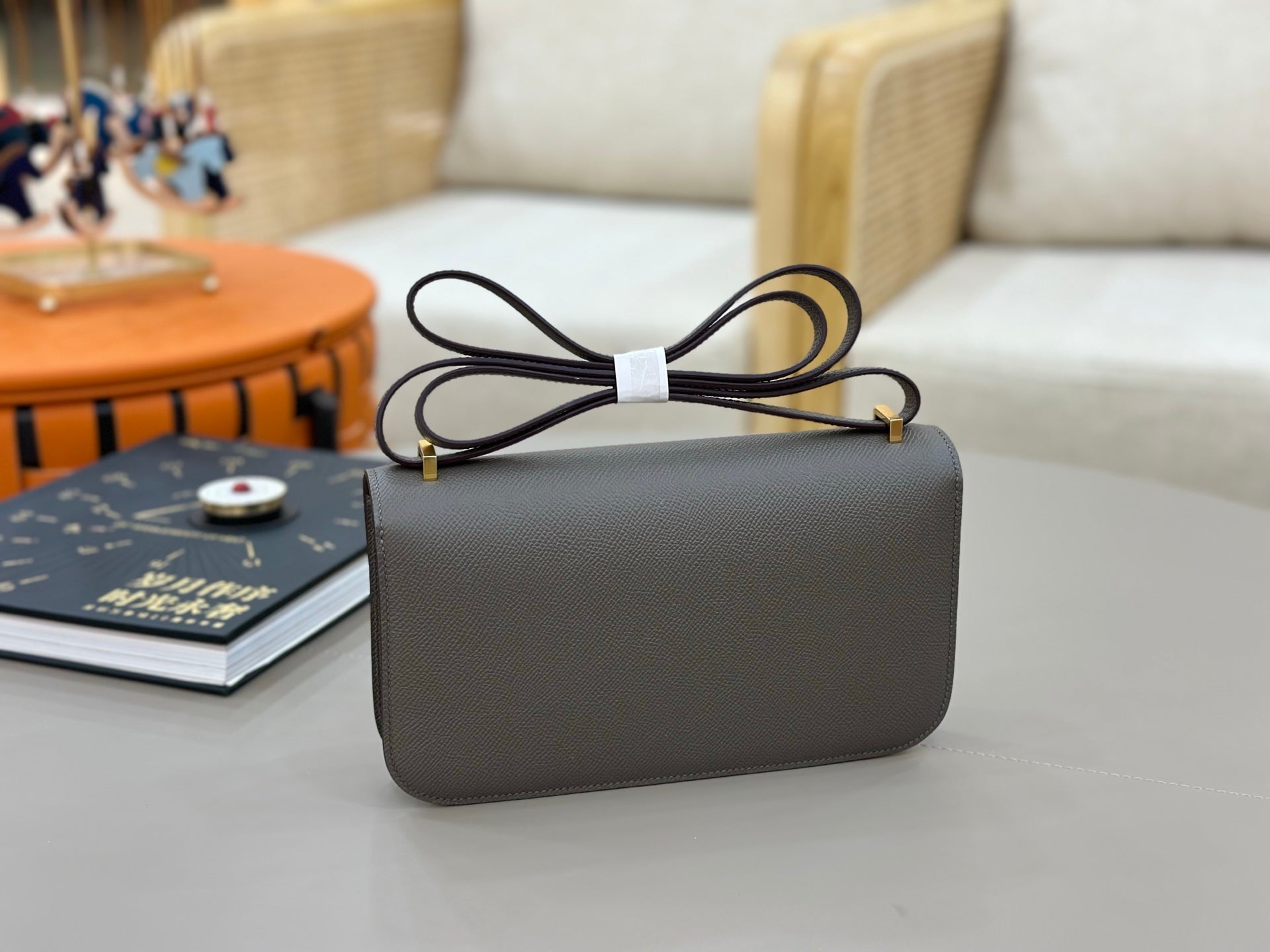 HM 25S CONSTANCE ELAN 24 CM IN DARK GREY EPSOM WITH GOLD HARDWARE