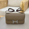 HM 25S CONSTANCE ELAN 24 CM IN TAUPE BROWN EPSOM WITH SILVER HARDWARE