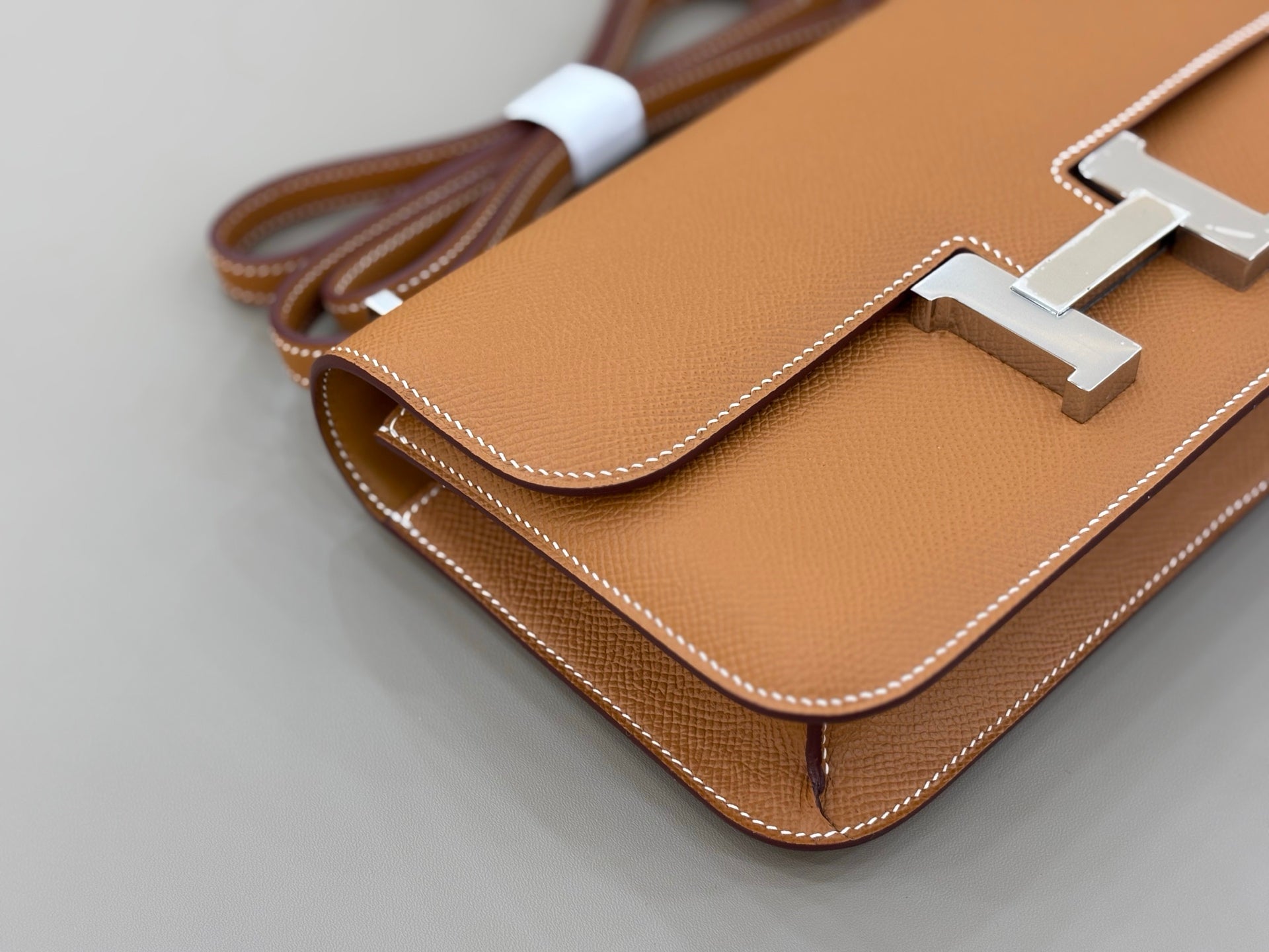 HM 25S CONSTANCE ELAN 24 CM IN BROWN EPSOM WITH SILVER HARDWARE