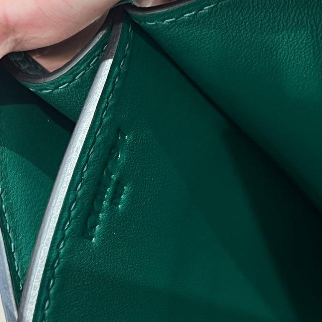 HM 25S CONSTANCE 19 CM IN DARK GREEN EPSOM WITH GOLD HARDWARE