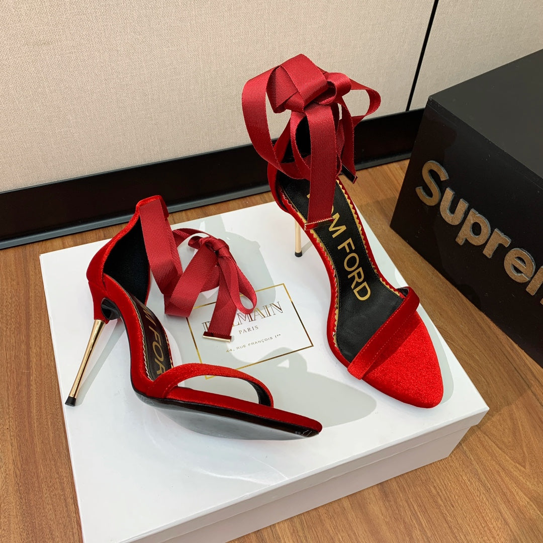 ANKLE SANDAL 10 CM IN RUBY RED VELVET AND SILK