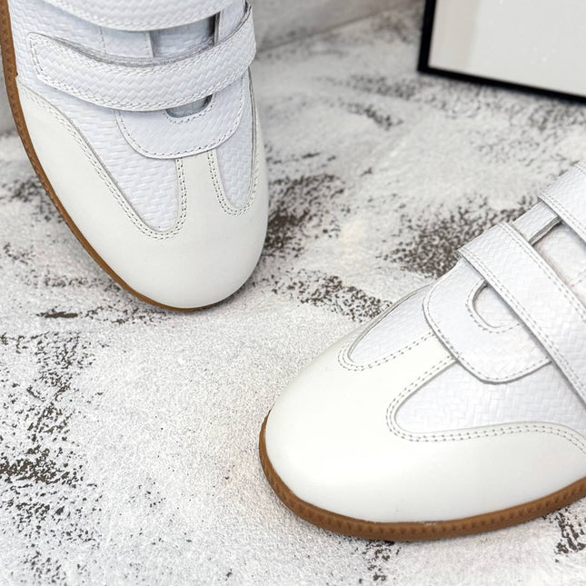 RETRO SNEAKERS WITH RIPTAPE STRAPS IN WHITE LAMBSKIN KNITTED PATTERN