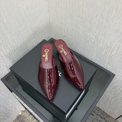 LV 26S HIGH-HEELED MULES 40 MM IN DARK RED PATENT CALFSKIN