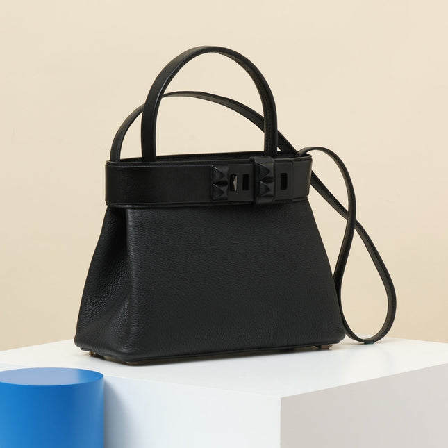 HM 25S MEDOR 27 CM IN BLACK TOGO