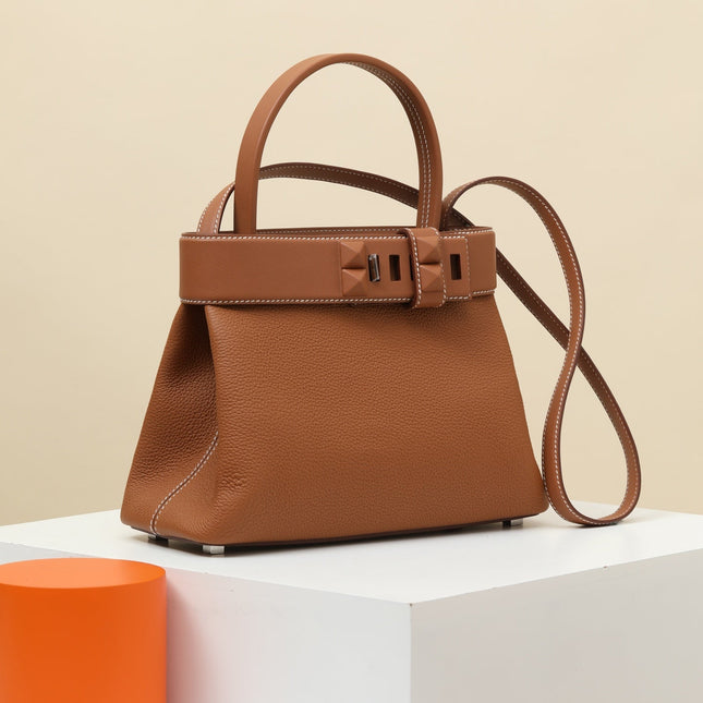 HM 25S MEDOR 27 CM IN CARAMEL BROWN TOGO