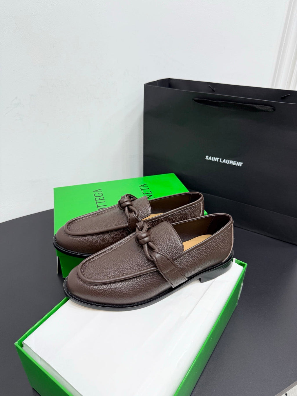 BOTTEGA VENETA 26S LOAFERS IN BROWN GRAINED CALFSKIN