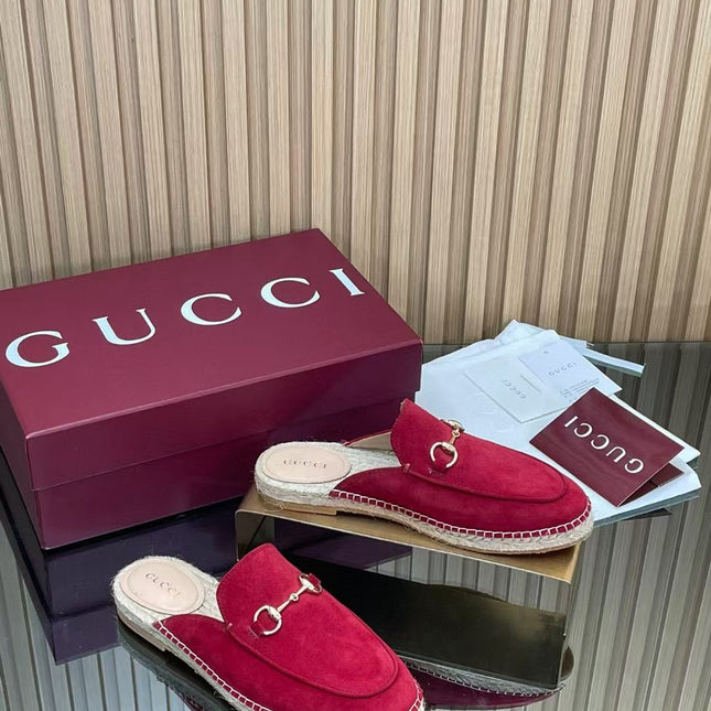 GUCCI 26S LOAFER MULES IN DARK RED SUEDE