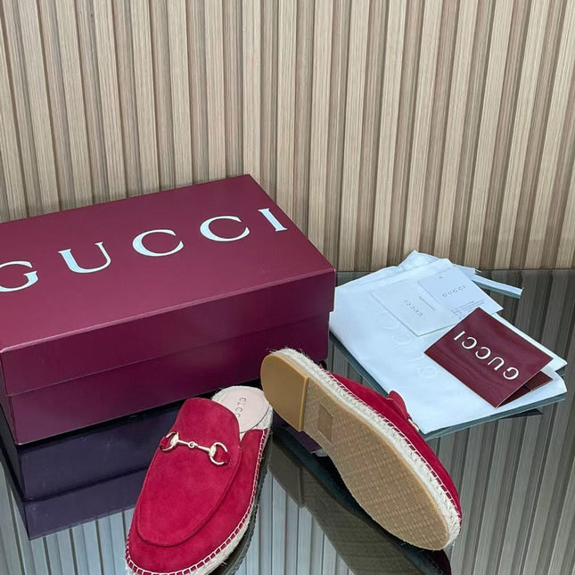GUCCI 26S LOAFER MULES IN DARK RED SUEDE