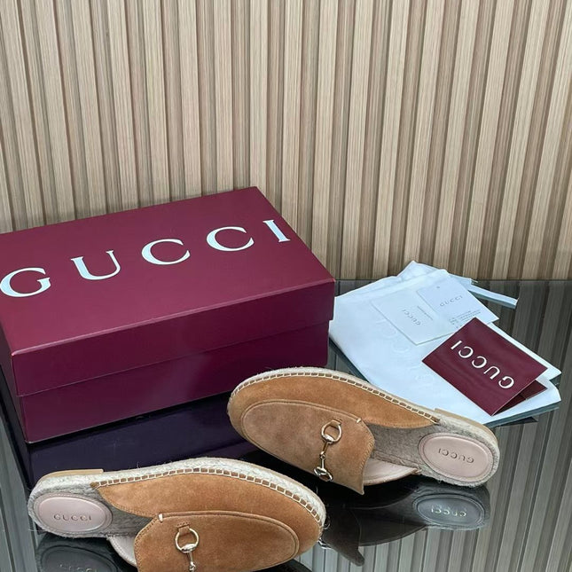 GUCCI 26S LOAFER MULES IN BROWN SUEDE