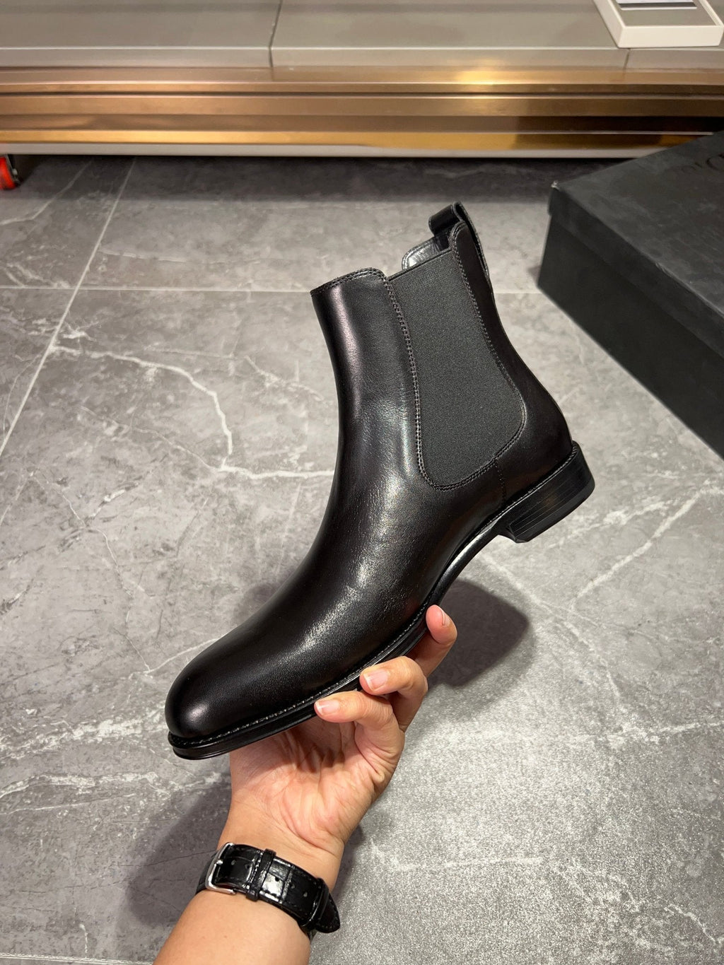 CD CHELSEA BOOT BLACK CALFSKIN