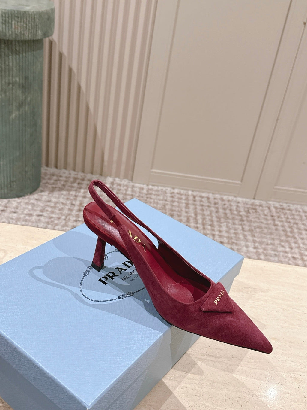 PRADA 26S POINTED-TOE SLINGBACK HEELS 75MM IN DARK RED SUEDE WITH LOGO