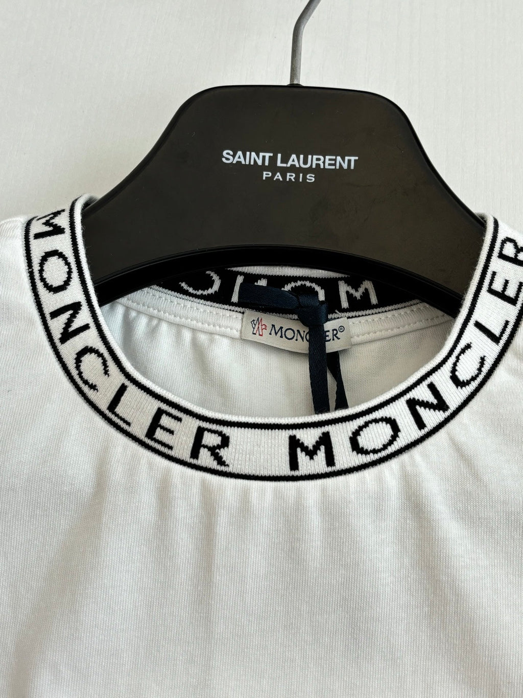 MONCLER 26S CREWNECK SHORT SLEEVE T-SHIRT 572