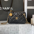 CAMERA BAG 18 IN BLACK QUILTED LAMBSKIN DOUBLE C GOLD COIN