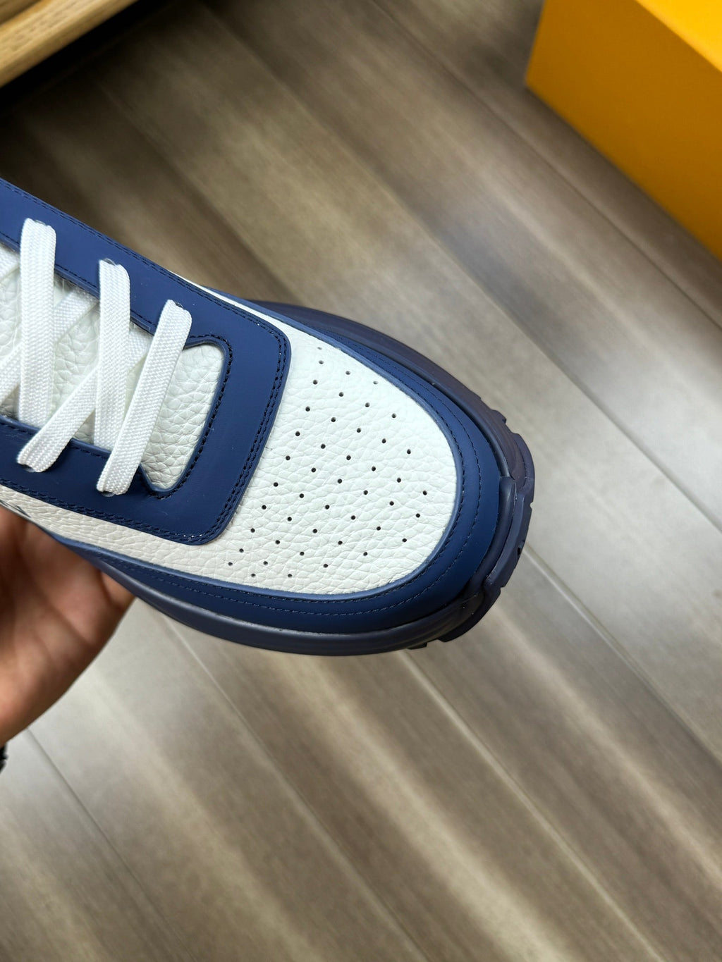 LV SPORT SNEAKER IN WHITE MIX NAVY BLUE CALFSKIN WITH LOGO