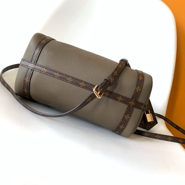 LV SMALL EXPRESS TRAVEL 26 IN BROWN CALFSKIN