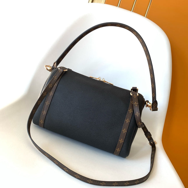 LV SMALL EXPRESS TRAVEL 26 IN BLACK CALFSKIN