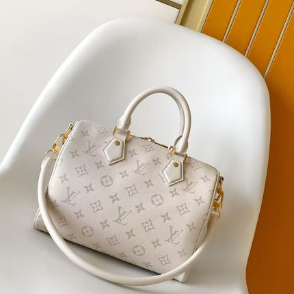 LV 26S SPEEDY BANDOULIERE 25 IN WHITE MONOGRAM CALFSKIN GOLD HARDWARE