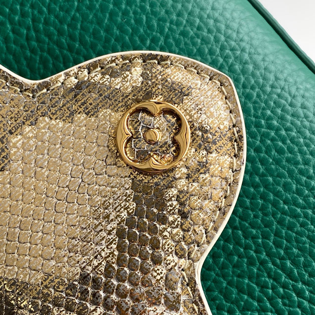 LV 26S CAPUCINES BAG 21 IN DARK GREEN TAURILLON CALFSKIN