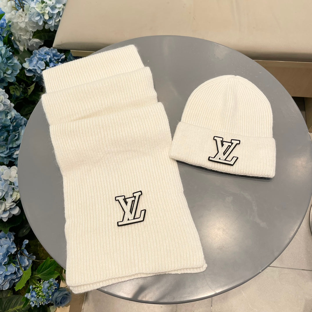 SET SCARF AND HAT IN BEIGE WOOL 406531