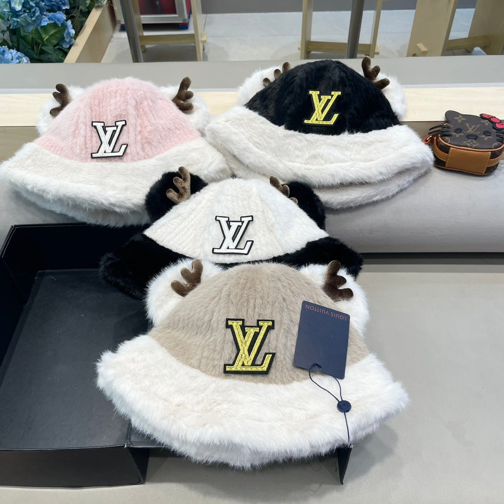 FISHERMAN HAT IN PINK MIX WHITE WOOL AND RABBIT FUR 409760