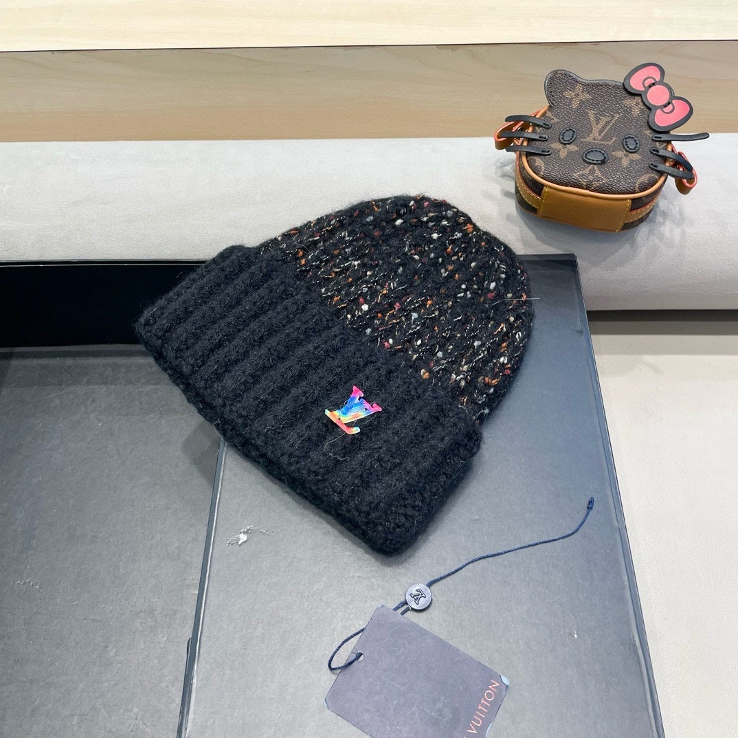 KNITTED BEANIE HAT IN BLACK WOOL 431619