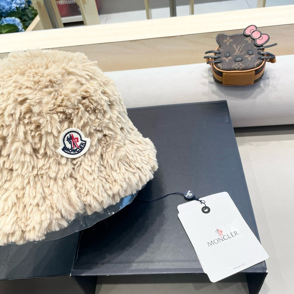 BUCKET HAT IN BISQUE BEIGE FLEECE 435043