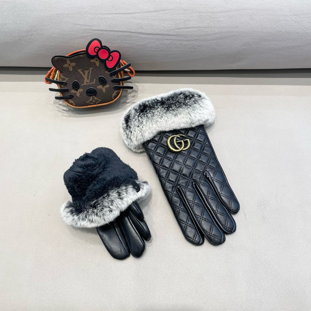 TOUCHSCREEN GLOVES IN BLACK RABBIT FUR AND LAMBSKIN 444433