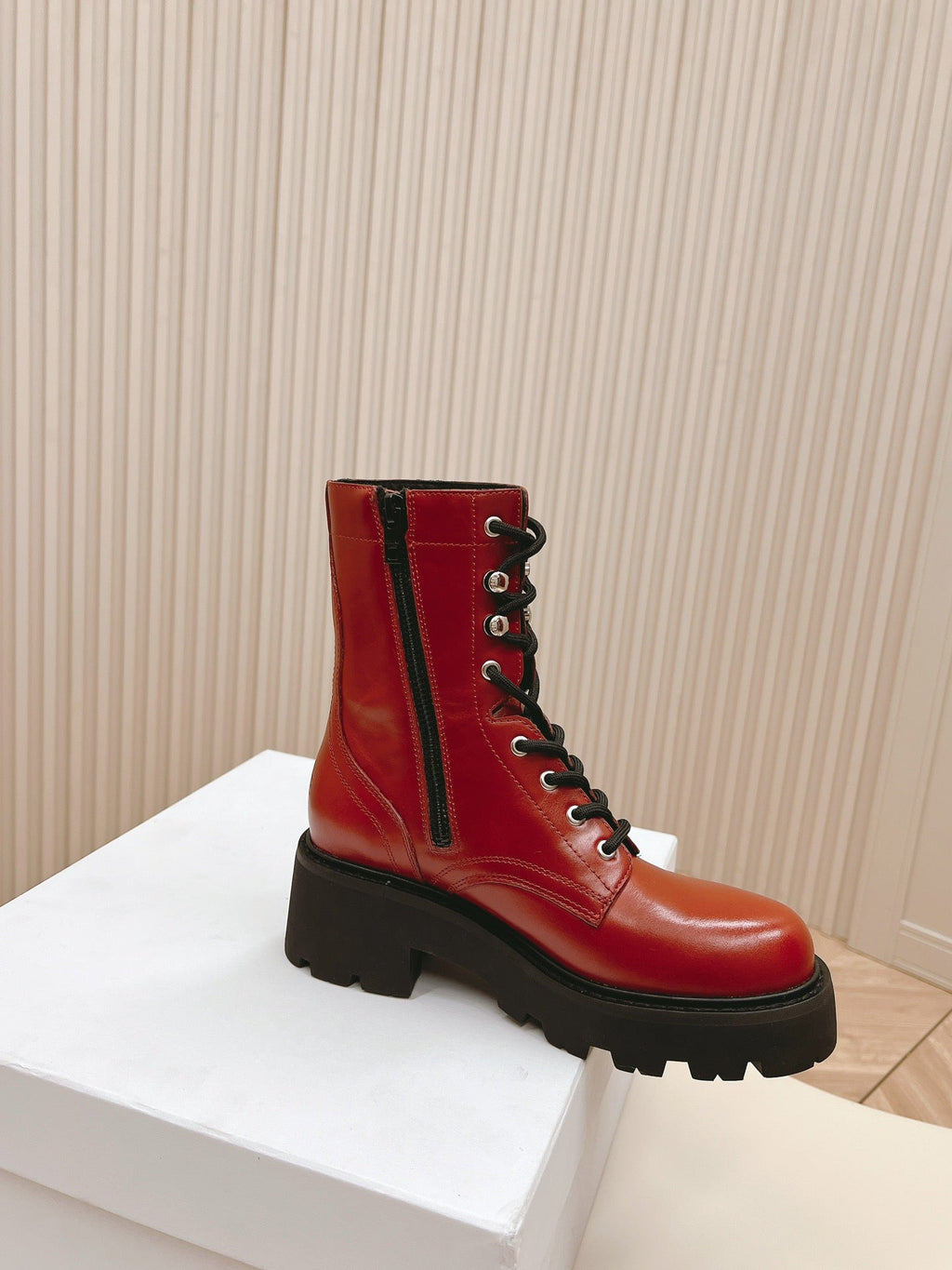 TRIOMPHE RANGERS MID LACE-UP BOOT IN CHERRY RED CALFSKIN