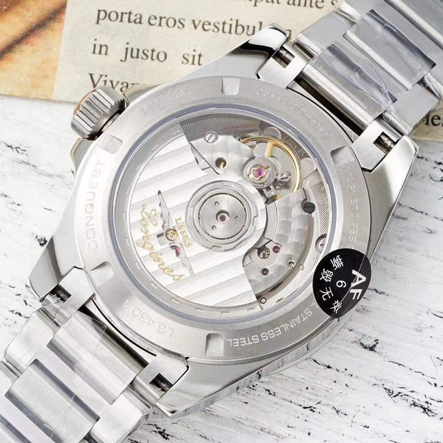 CONQUEST WATCH SILVER CASE WITH PASTEL GRAY DIAL