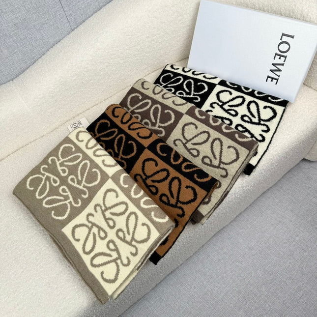 LOEWE 25S SCARF 190 IN CASHMERE 850666