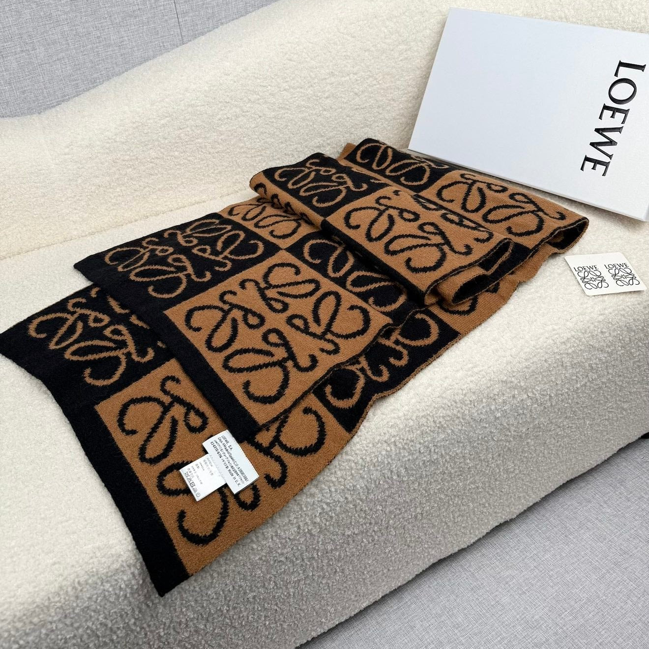 LOEWE 25S SCARF 190 IN CASHMERE 850666