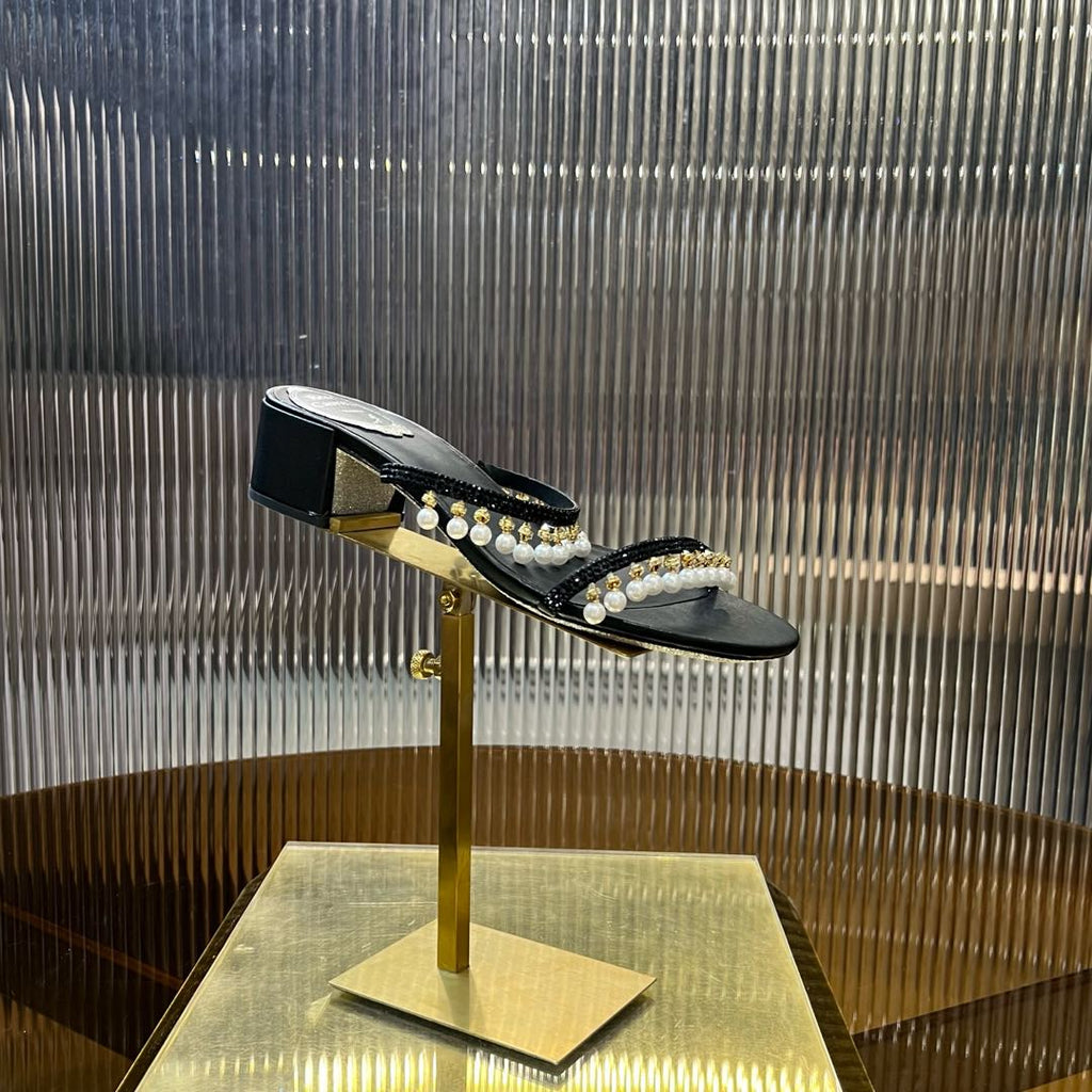 HIGH 45 MM BLOCK HEEL SANDAL IN BLACK GRAINY PEARLIZED LAMBSKIN