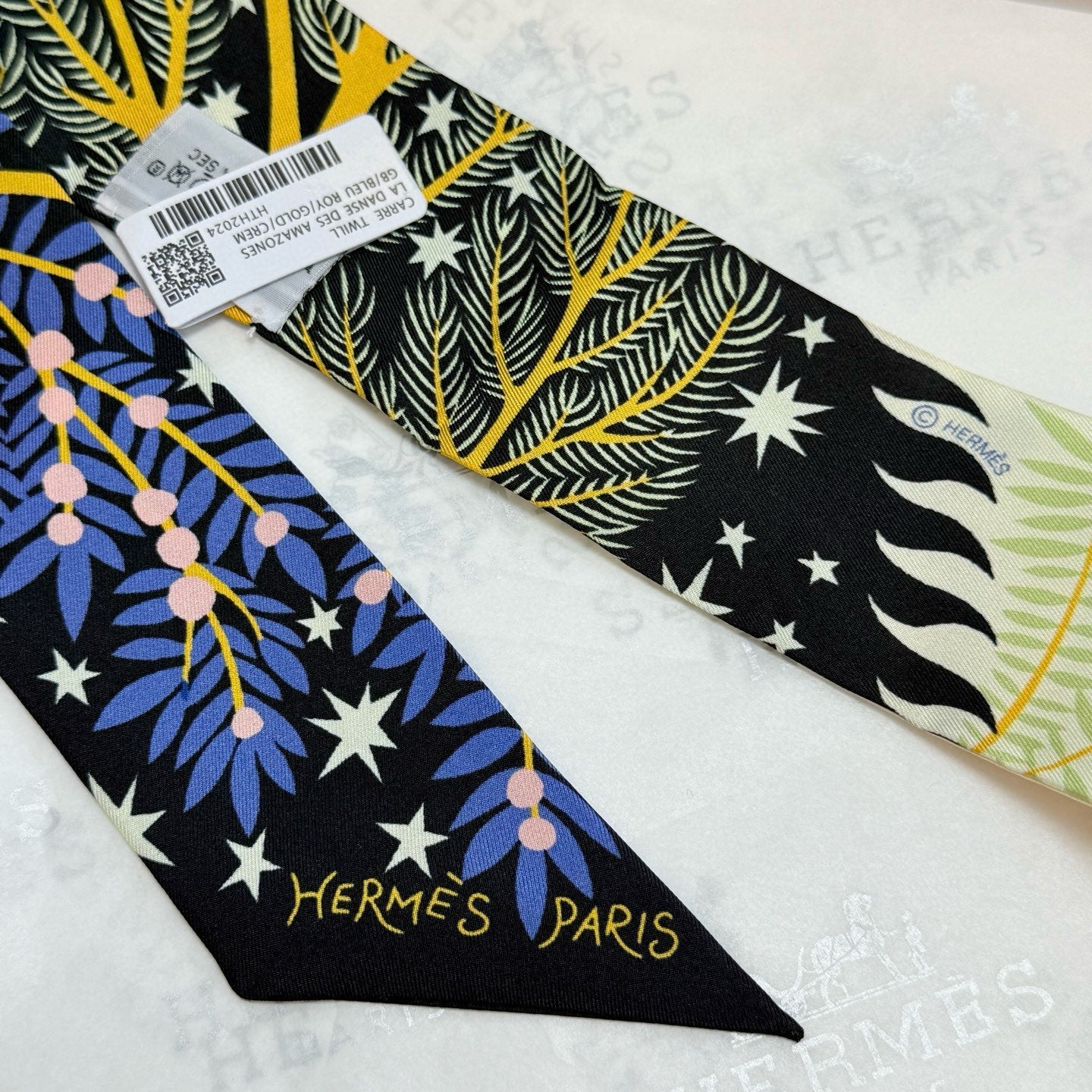 HERMES 25S SILK NECKERCHIEF 86 IN SILK 714354