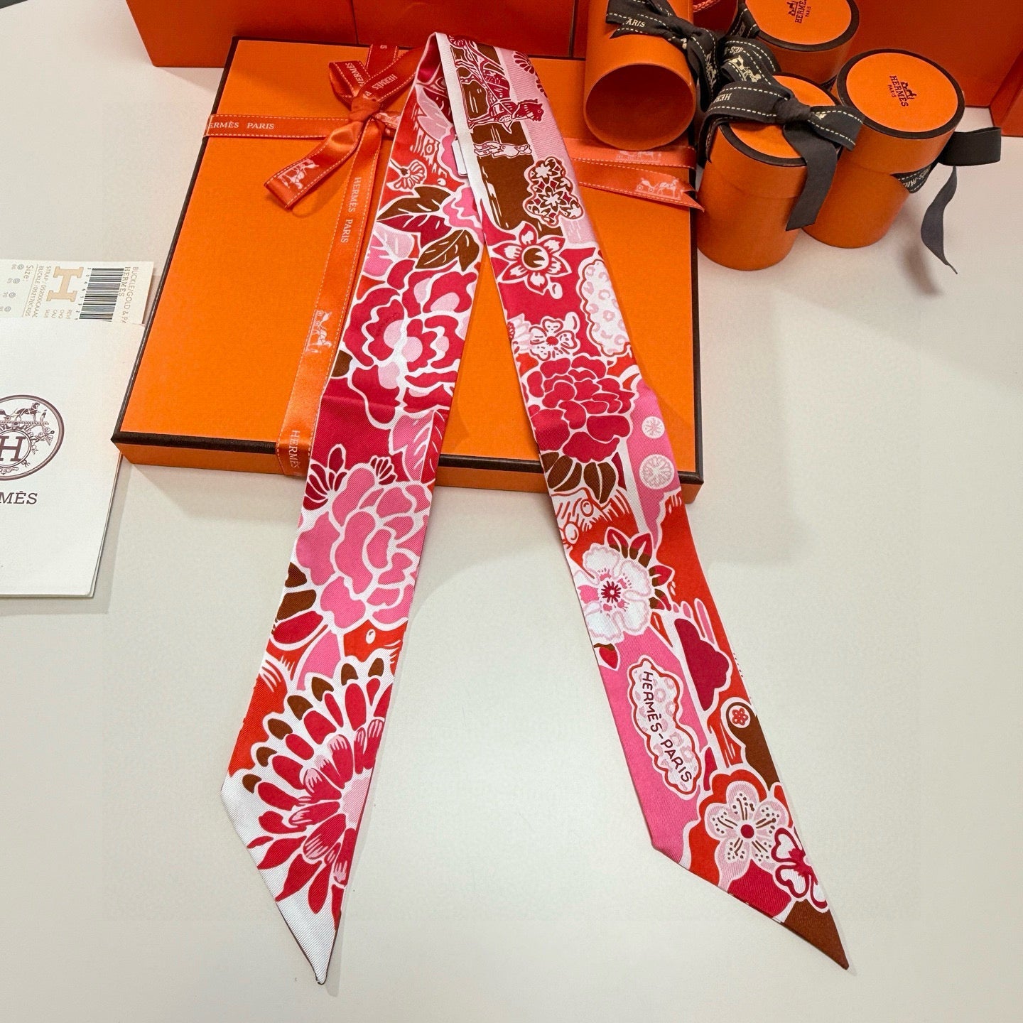 HERMES 25S SCARF 90 IN SILK 854957