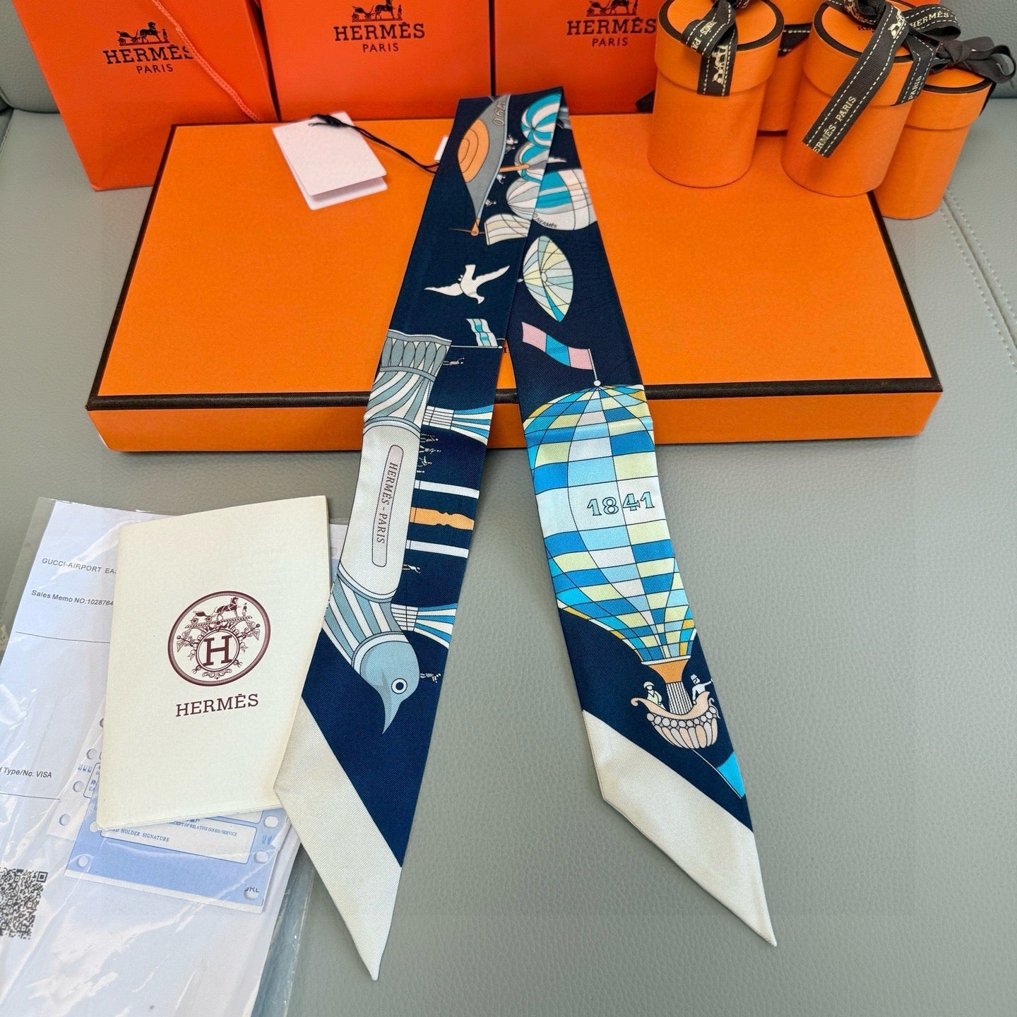 HERMES 25S NECKERCHIEF 86 IN SILK 991546